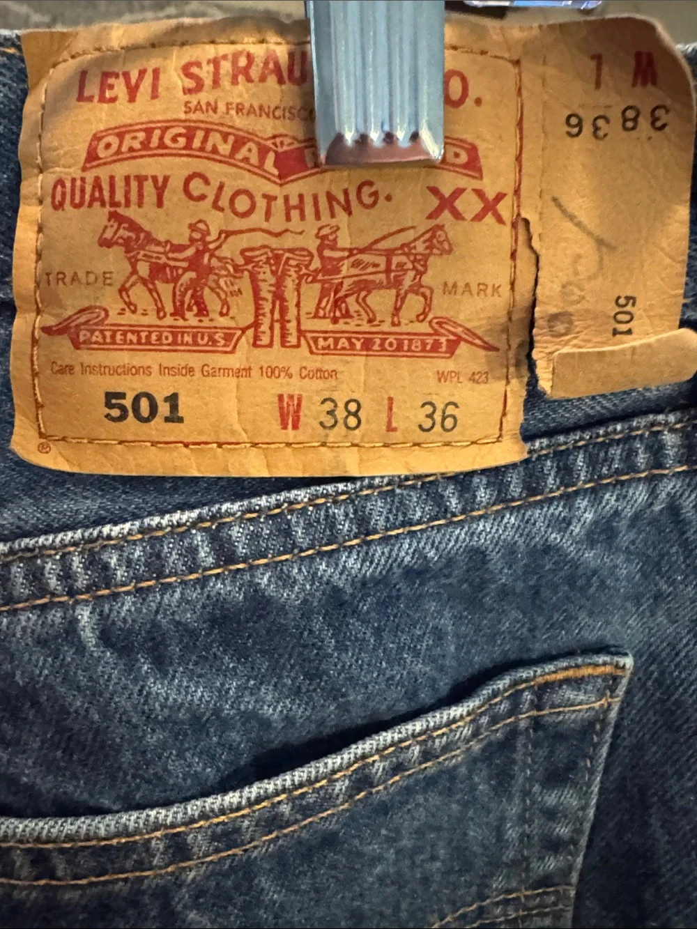 Vintage 2001 Levi's 501 Men's Straight Leg Button Fly  Jeans in Dark Blue